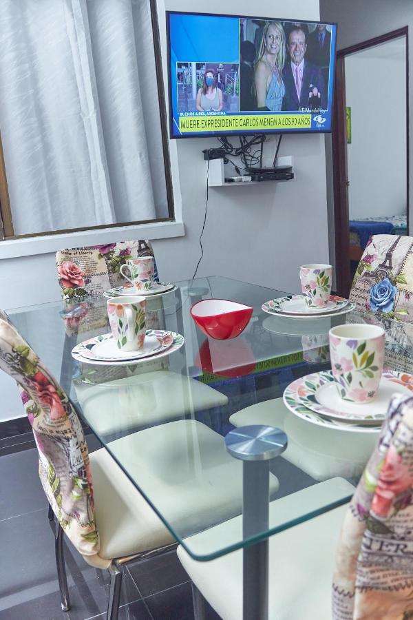 Cozy Apartment Excellent Location, Air Conditioning Cali Bagian luar foto