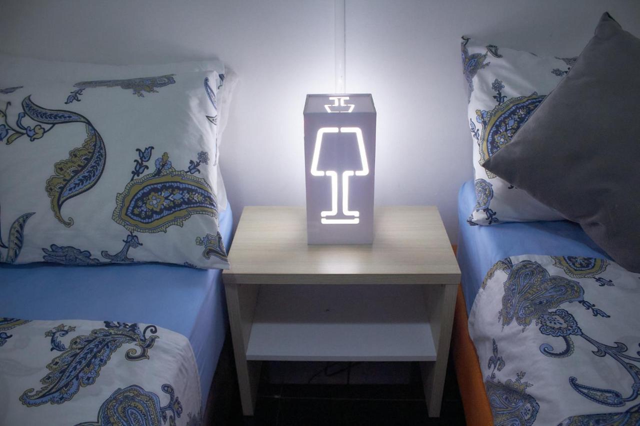 Cozy Apartment Excellent Location, Air Conditioning Cali Bagian luar foto